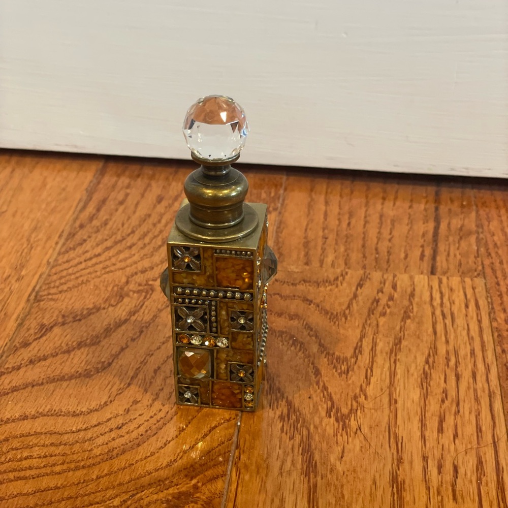 Decorative Gold and Brown Perfume Bottle - Picture 4 of 8